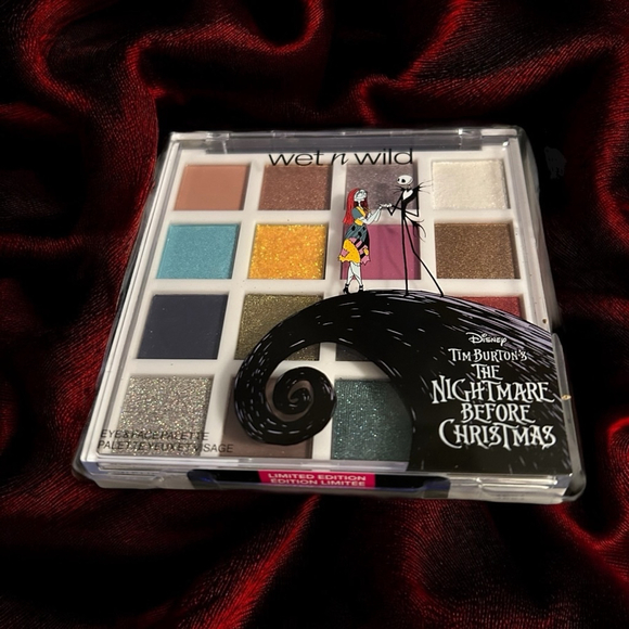 wet n wild Nightmare Before Christmas Eyeshadow Palette - Picture 1 of 6